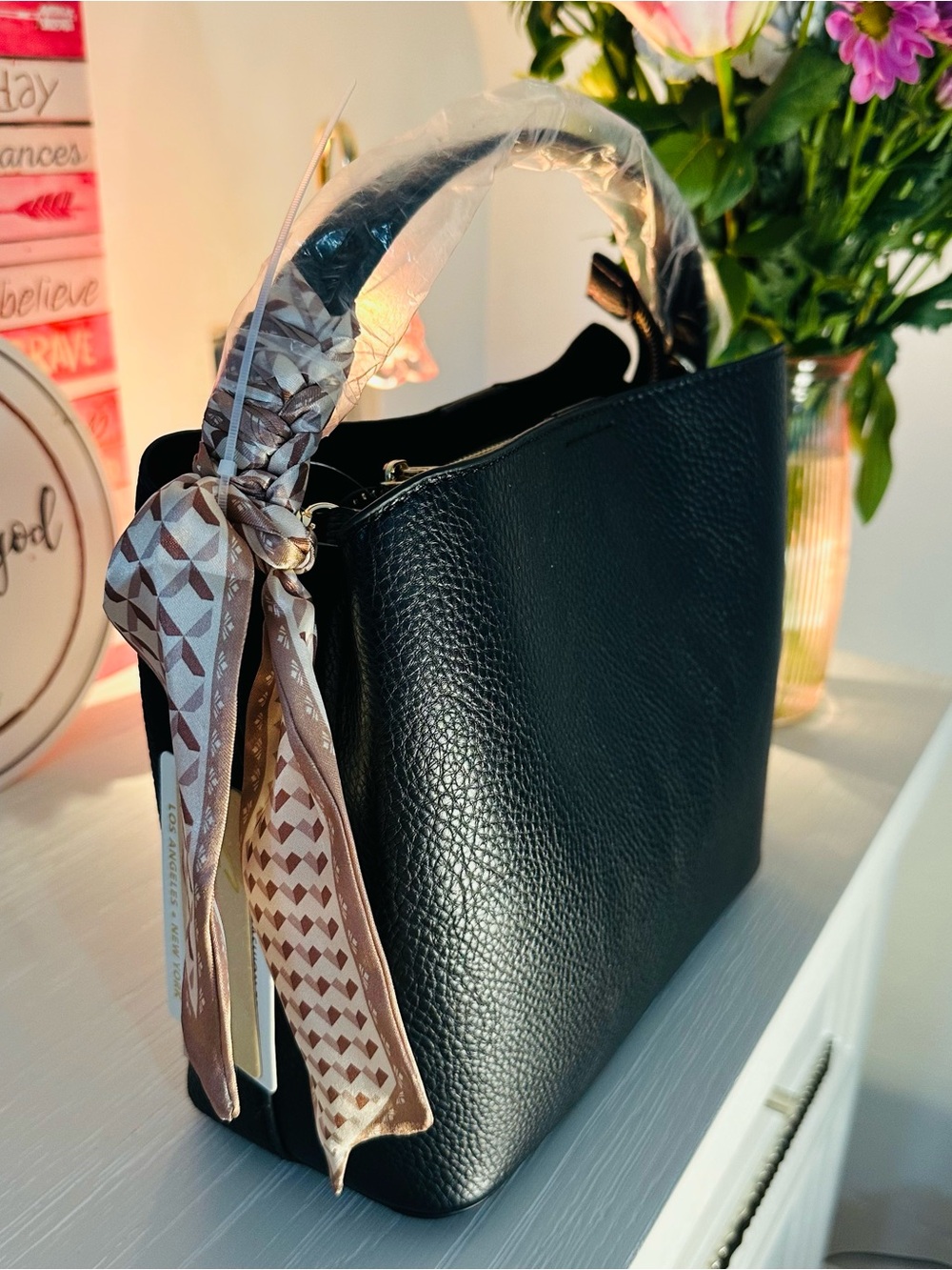 Hobo Bag with Wrap Handle
Silky Scarf